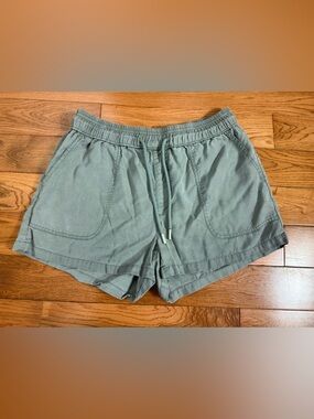 Quince Vintage Wash Tencel Utility Shorts NWOT